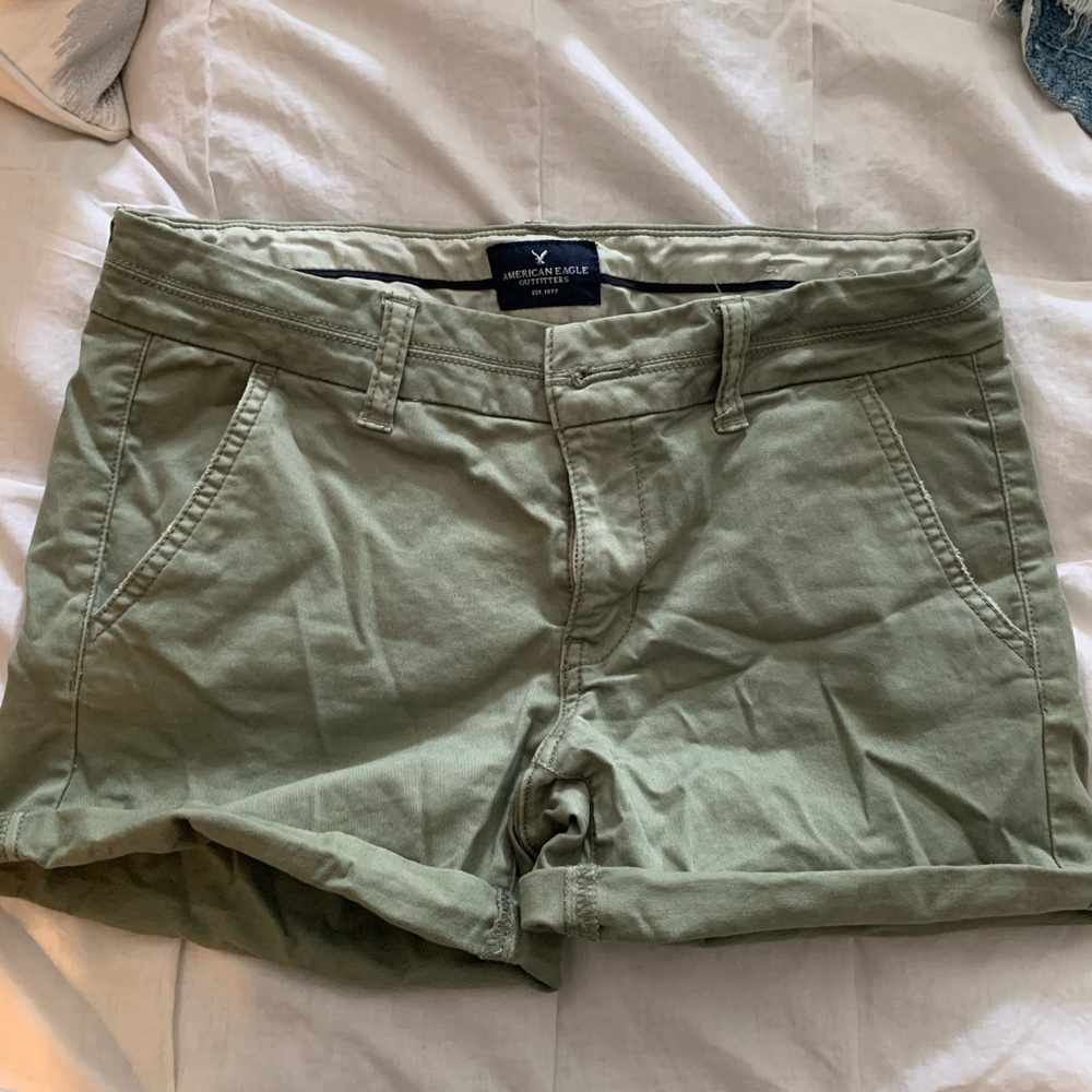 American Eagle size 2 shorts!
